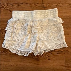 Ruffled shorts